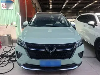 Wuling Xingchen 2022 купить из Китая, цена 1 192 000 ₽ — Suifenhe Auto