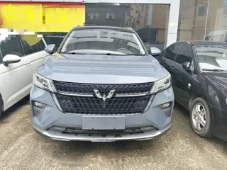 Wuling Xingchen 2022 купить из Китая, цена 1 180 000 ₽ — Suifenhe Auto