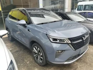 Wuling Xingchen 2022 купить из Китая, цена 1 180 000 ₽ — Suifenhe Auto