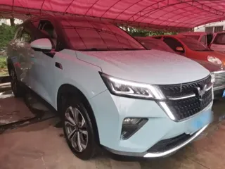 Wuling Xingchen 2021 купить из Китая, цена 1 336 000 ₽ — Suifenhe Auto