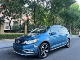 Volkswagen Touran 2021