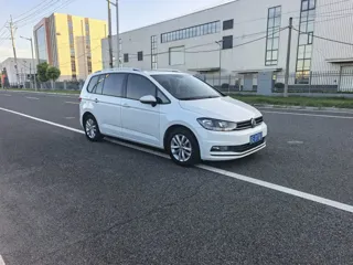Volkswagen Touran 2019 купить из Китая, цена 1 529 000 ₽ — Suifenhe Auto