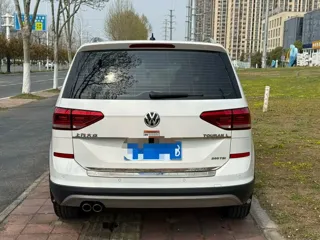 Volkswagen Touran 2020 купить из Китая, цена 1 702 000 ₽ — Suifenhe Auto