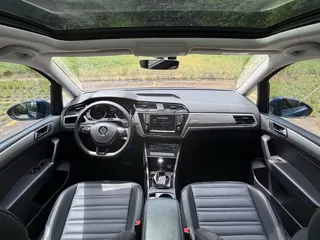 Volkswagen Touran 2020 купить из Китая, цена 1 702 000 ₽ — Suifenhe Auto