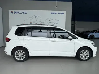 Volkswagen Touran 2019 купить из Китая, цена 1 456 000 ₽ — Suifenhe Auto