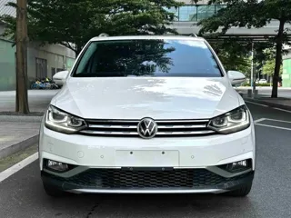 Volkswagen Touran 2021 купить из Китая, цена 2 023 000 ₽ — Suifenhe Auto