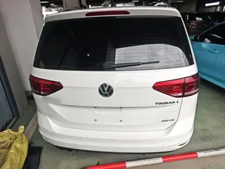 Volkswagen Touran 2020 купить из Китая, цена 1 625 000 ₽ — Suifenhe Auto