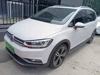 Volkswagen Touran 2020 купить из Китая, цена 1 616 000 ₽ — Suifenhe Auto