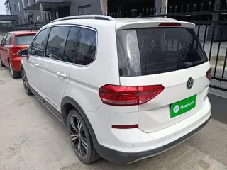 Volkswagen Touran 2020 купить из Китая, цена 1 616 000 ₽ — Suifenhe Auto