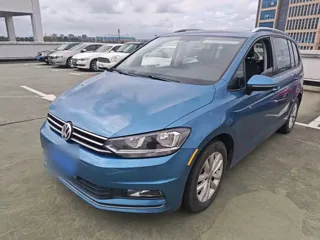Volkswagen Touran 2020 купить из Китая, цена 1 551 000 ₽ — Suifenhe Auto