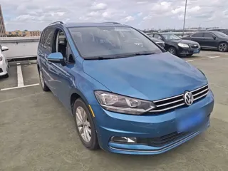 Volkswagen Touran 2020 купить из Китая, цена 1 551 000 ₽ — Suifenhe Auto
