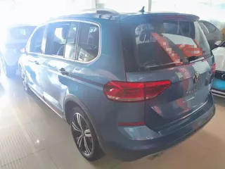 Volkswagen Touran 2021 купить из Китая, цена 1 744 000 ₽ — Suifenhe Auto