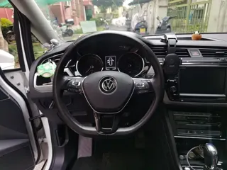 Volkswagen Touran 2022 купить из Китая, цена 1 624 000 ₽ — Suifenhe Auto