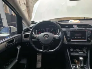 Volkswagen Touran 2018 купить из Китая, цена 1 618 000 ₽ — Suifenhe Auto