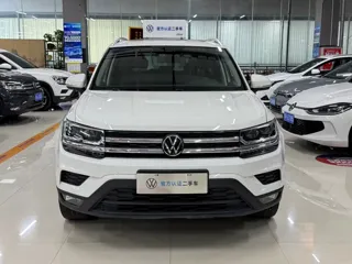 Volkswagen Tharu 2022 купить из Китая, цена 1 988 000 ₽ — Suifenhe Auto