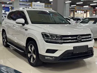 Volkswagen Tharu 2022 купить из Китая, цена 1 988 000 ₽ — Suifenhe Auto