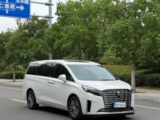 Buick GL8 2024 купить из Китая, цена 4 669 000 ₽ — Suifenhe Auto