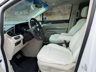 Buick GL8 2024 купить из Китая, цена 4 669 000 ₽ — Suifenhe Auto