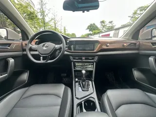 Volkswagen Tharu 2022 купить из Китая, цена 2 105 000 ₽ — Suifenhe Auto