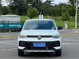 Volkswagen Tharu 2026 купить из Китая, цена 3 026 000 ₽ — Suifenhe Auto