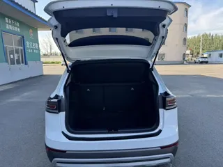 Volkswagen Tharu 2025 купить из Китая, цена 1 929 000 ₽ — Suifenhe Auto