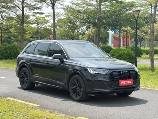 Audi Q7 2024 купить из Китая, цена 7 853 000 ₽ — Suifenhe Auto