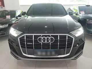 Audi Q7 2024 купить из Китая, цена 9 760 000 ₽ — Suifenhe Auto