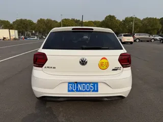 Volkswagen Polo 2020 купить из Китая, цена 1 242 000 ₽ — Suifenhe Auto