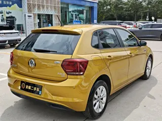 Volkswagen Polo 2019 купить из Китая, цена 1 386 000 ₽ — Suifenhe Auto