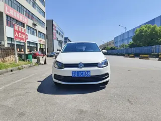 Volkswagen Polo 2018 купить из Китая, цена 1 203 000 ₽ — Suifenhe Auto