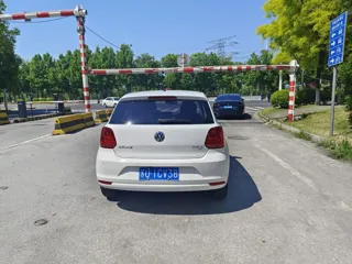 Volkswagen Polo 2018 купить из Китая, цена 1 203 000 ₽ — Suifenhe Auto