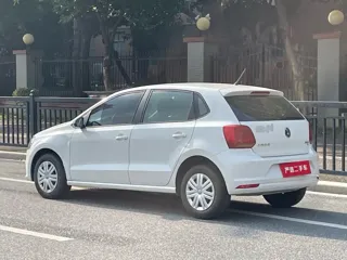 Volkswagen Polo 2019 купить из Китая, цена 1 080 000 ₽ — Suifenhe Auto