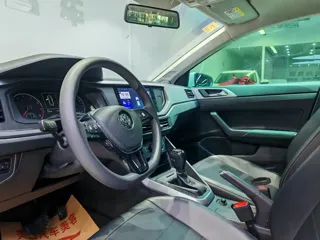 Volkswagen Polo 2021 купить из Китая, цена 1 422 000 ₽ — Suifenhe Auto