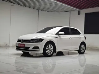 Volkswagen Polo 2022 купить из Китая, цена 1 215 000 ₽ — Suifenhe Auto