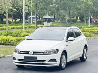 Volkswagen Polo 2019 купить из Китая, цена 1 383 000 ₽ — Suifenhe Auto