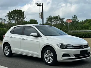 Volkswagen Polo 2021 купить из Китая, цена 1 435 000 ₽ — Suifenhe Auto