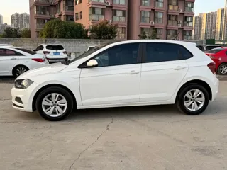 Volkswagen Polo 2021 купить из Китая, цена 1 409 000 ₽ — Suifenhe Auto