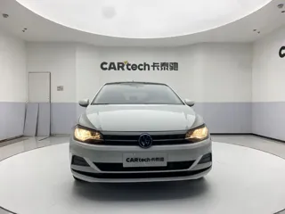 Volkswagen Polo 2023 купить из Китая, цена 1 335 000 ₽ — Suifenhe Auto