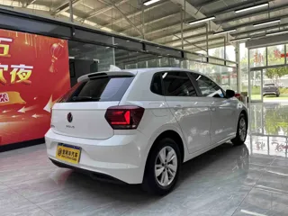 Volkswagen Polo 2021 купить из Китая, цена 1 422 000 ₽ — Suifenhe Auto