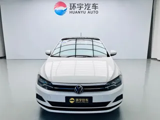 Volkswagen Polo 2022 купить из Китая, цена 1 397 000 ₽ — Suifenhe Auto
