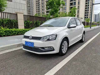 Volkswagen Polo 2018 купить из Китая, цена 1 292 000 ₽ — Suifenhe Auto