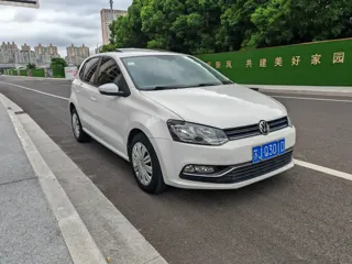 Volkswagen Polo 2018 купить из Китая, цена 1 292 000 ₽ — Suifenhe Auto