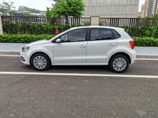 Volkswagen Polo 2018 купить из Китая, цена 1 292 000 ₽ — Suifenhe Auto