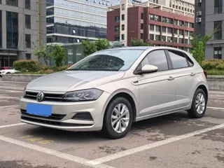 Volkswagen Polo 2021 купить из Китая, цена 1 292 000 ₽ — Suifenhe Auto