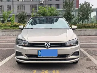 Volkswagen Polo 2021 купить из Китая, цена 1 292 000 ₽ — Suifenhe Auto