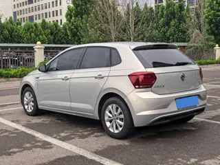 Volkswagen Polo 2021 купить из Китая, цена 1 292 000 ₽ — Suifenhe Auto