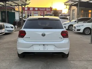 Volkswagen Polo 2021 купить из Китая, цена 1 464 000 ₽ — Suifenhe Auto