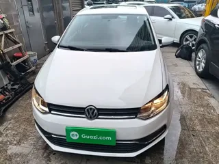 Volkswagen Polo 2018 купить из Китая, цена 1 197 000 ₽ — Suifenhe Auto