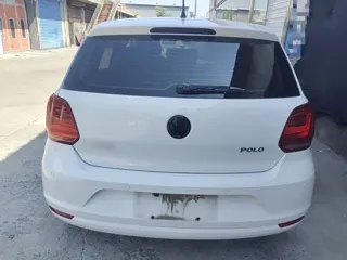 Volkswagen Polo 2018 купить из Китая, цена 1 296 000 ₽ — Suifenhe Auto