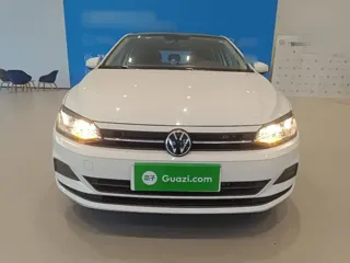 Volkswagen Polo 2021 купить из Китая, цена 1 494 000 ₽ — Suifenhe Auto